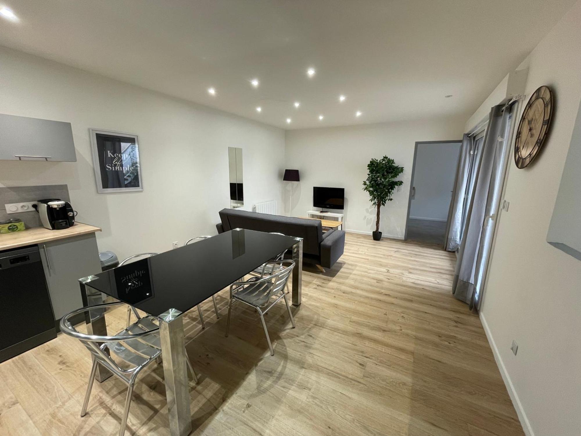 Place Du Marche 002, Au Coeur Des Rues Pietonnes Apartment โรอาน ภายนอก รูปภาพ